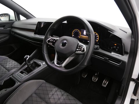 Volkswagen Golf 1.5 TSI R-Line Euro 6 (s/s) 5dr 21