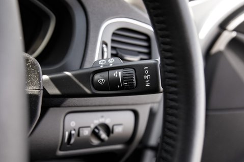 Volvo V40 T2 MOMENTUM NAV PLUS 13