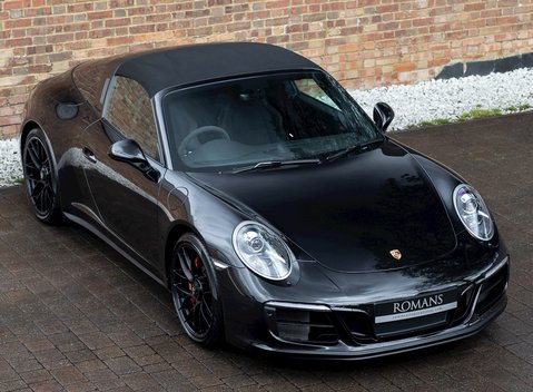 Porsche 911 Targa 4 GTS (991.2) 9