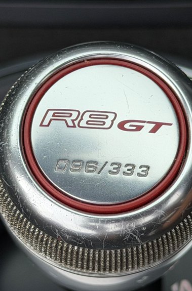 Audi R8 GT QUATTRO V10 SPYDER - 1 OF 33 - BUCKET SEATS -CERAMIC BRAKES 