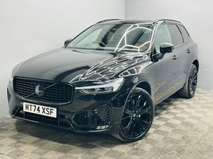 Volvo XC60 2.0 B5 MHEV Plus Black Edition Auto AWD Euro 6 (s/s) 5dr