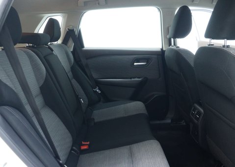 Nissan X-Trail 1.5 h e-POWER Acenta Premium SUV 5dr Petrol Hybrid Auto Euro 6 (s/s) (204 p 47