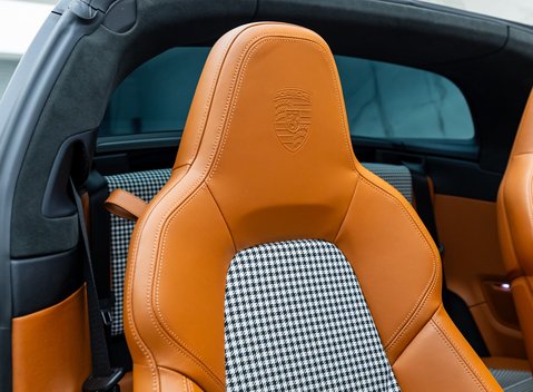 Porsche 911 Targa 4S (992) 18