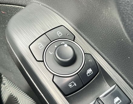 Ford Kuga 2.5 Kuga ST-Line X Edition HEV CVT 5dr 66