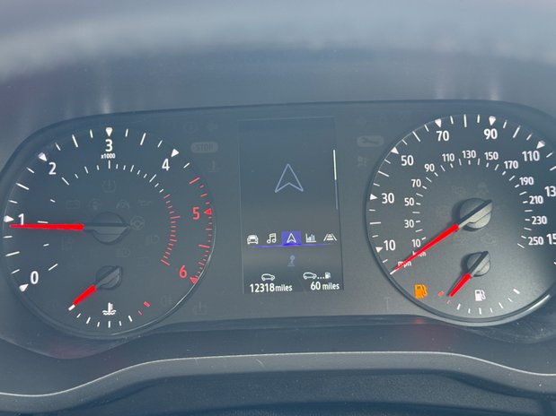 Renault Trafic LWB L2H1 Low Roof LL30 Extra Air Con Alloys Nav Sensors 23