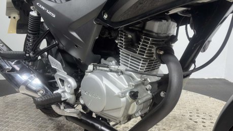 Honda CBF125 CBF125 2012 ONLY 5K VERY CLEAN 125CC LEARNER BIKE COMMUTER 37