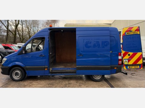 Mercedes-Benz Sprinter 2.1 211 CDi Panel Van 5dr Diesel Manual RWD L2 H3 (234 g/km, 112 bhp) 22