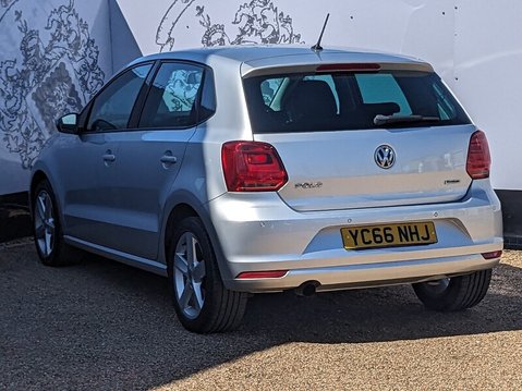 Volkswagen Polo SEL TSI DSG 7