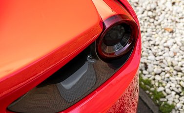 Ferrari 488 GTB 26