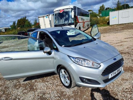 Ford Fiesta 1.0T EcoBoost Zetec Euro 5 (s/s) 3dr 29