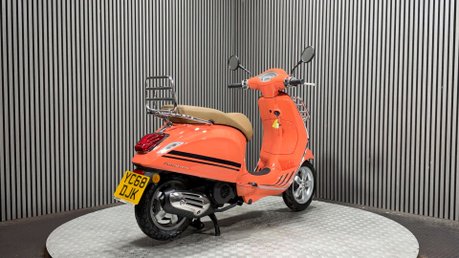 Piaggio Vespa Primavera 2018 ONLY 13K LONG MOT GREAT COLOUR SCHEME 125CC SCOOTER 6