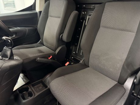 Vauxhall Combo 1.5 Combo 2300 SportIVE TD S/S 17