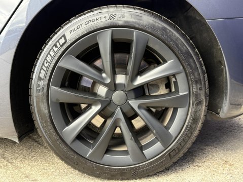 Tesla Model 3 Saloon 4dr Electric Auto RWD (241 bhp) 16