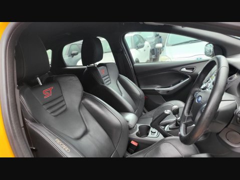 Ford Focus ST-3 16