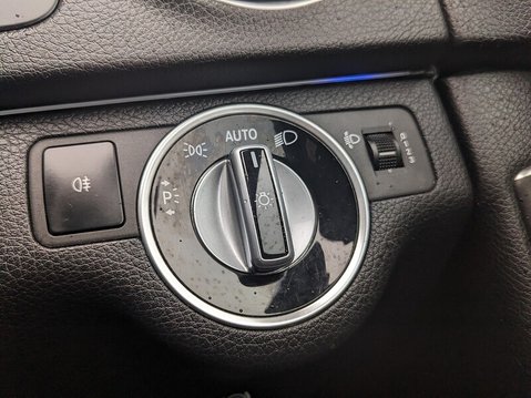 Mercedes-Benz C Class C250 CDI BLUEEFFICIENCY AMG SPORT 24