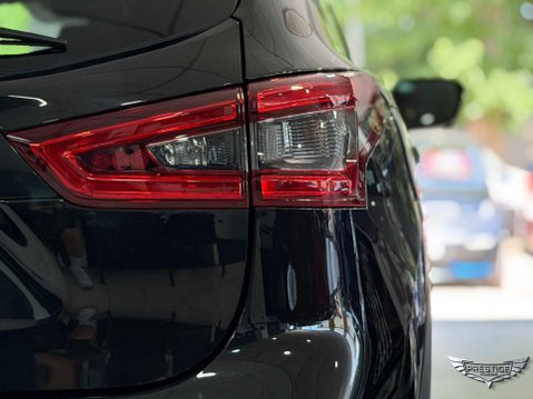 Nissan Qashqai 1.2 DIG-T Tekna+ Euro 6 (s/s) 5dr 8