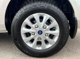 Ford Transit Custom 2.0 Transit Custom 300 Limited 17