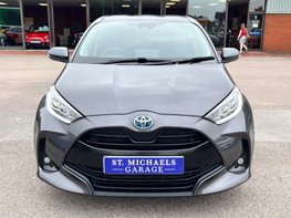 Toyota Yaris 1.5 Yaris Design HEV CVT 5dr 5