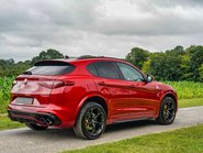 Alfa Romeo Stelvio QUADRIFOGLIO 4