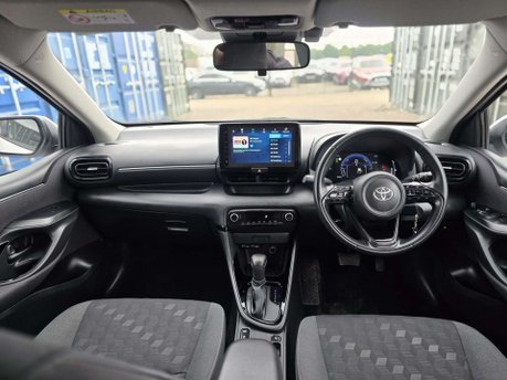 Toyota Yaris 1.5 VVT-h Design Hatchback 5dr Petrol Hybrid E-CVT Euro 6 (s/s) (116 ps) 14