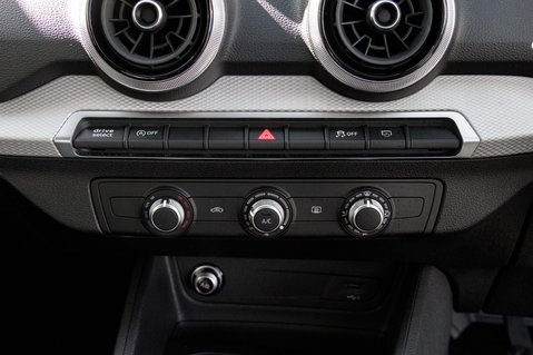 Audi Q2 TFSI SPORT 36