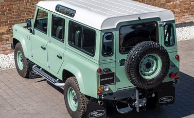 Land Rover Defender 110 Heritage Station Wagon 9