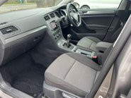 Volkswagen Golf S TDI BLUEMOTION TECHNOLOGY 11