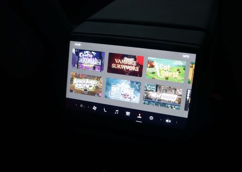 Tesla Model 3 Saloon 4dr Electric Auto RWD (208 ps) 19