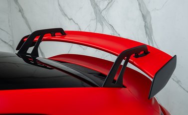 Porsche 911 GT3 (992) 40