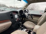 Mitsubishi Shogun 3.2 DI-DC SG3 SUV 5dr Diesel Auto 4WD Euro 5 LWB (197 ps) 44