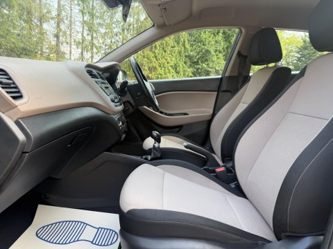 Hyundai i20 1.2 Blue Drive SE Euro 6 (s/s) 5dr 25