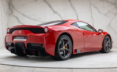 Ferrari 458 Speciale 6