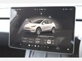 Tesla Model Y LONG RANGE AWD 3