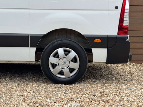Nissan NV400 2.3 NV400 Tekna dCi 21