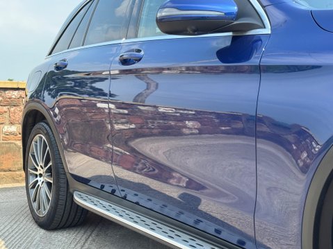 Mercedes-Benz GLC 2.1 GLC250d AMG Line (Premium) G-Tronic 4MATIC Euro 6 (s/s) 5dr 7