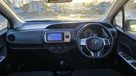 Toyota Yaris 1.33 Dual VVT-i Design Hatchback 5dr Petrol Multidrive S Euro 6 (99 ps) 18