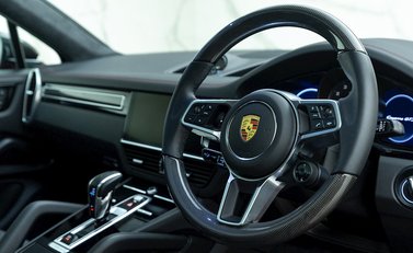 Porsche Cayenne GTS Coupé 9