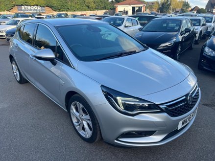 Vauxhall Astra 1.4i Turbo SRi Nav Auto Euro 6 (s/s) 5dr