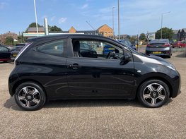 Toyota Aygo 1.0 Aygo X-Clusiv VVT-I 3dr 10