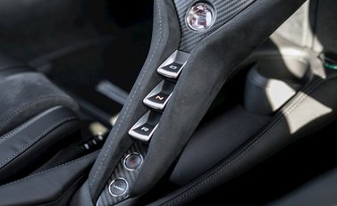 McLaren 720S Performance 18