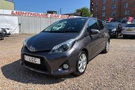 Toyota Yaris T SPIRIT HYBRID.. AUTOMATIC.. 13 SERVICES..1 PREVIOUS KEEPER.. £20 R/TAX 11