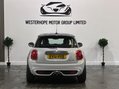 Mini Hatch 2.0 Cooper S Euro 6 (s/s) 3dr 23