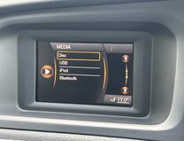 Volvo V40 2.0 D2 Lux Hatchback 5dr Diesel Auto Euro 6 (s/s) 28
