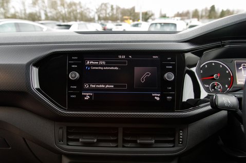 Volkswagen T-Cross SE TSI DSG 24