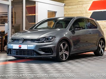 Volkswagen Golf 2.0 Golf R TSi Semi-Auto 4WD 3dr