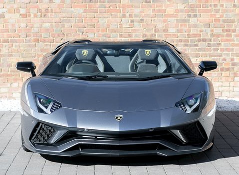 Lamborghini Aventador S LP740-4 Roadster 4