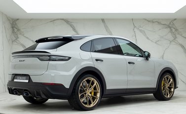 Porsche Cayenne Turbo GT 7