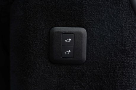 Land Rover Range Rover Sport 2.0 Range Rover Sport HSE Dynamic PHEV Auto 4WD 5dr 35