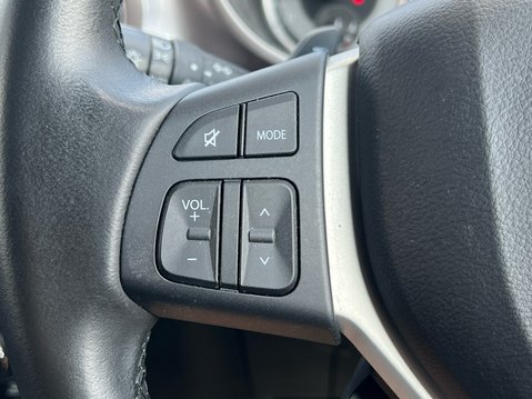Suzuki Vitara SZ-T 31