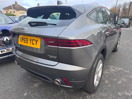 Jaguar E-Pace R-DYNAMIC S 7